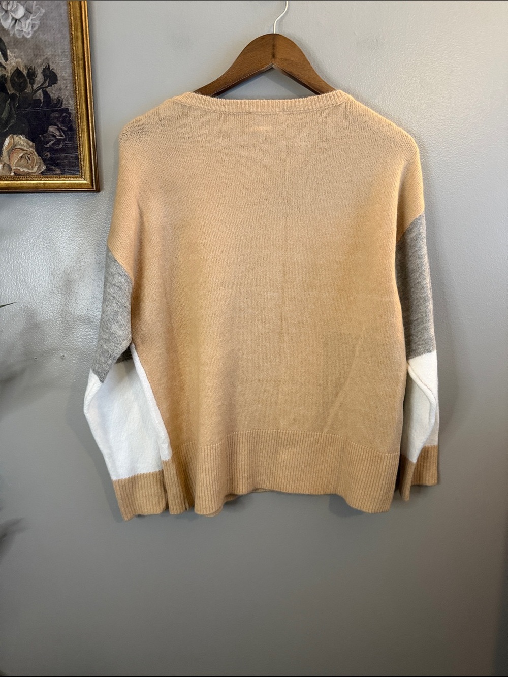 Andrée by Unit Colorblock Sweater Small Camel Gray Cream Soft Knit - Picture 8 of 8